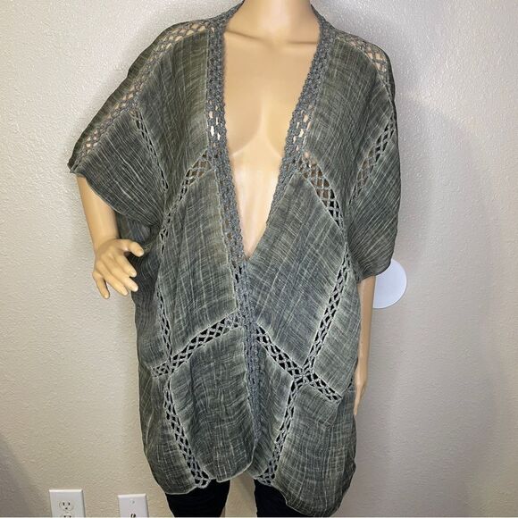 One Size Sleeveless Open Front Flowy Kimono Olive Green - Picture 2 of 10